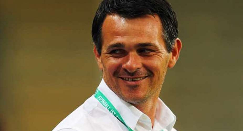 Bordeaux appoint Willy Sagnol as Francis Gillots replacement