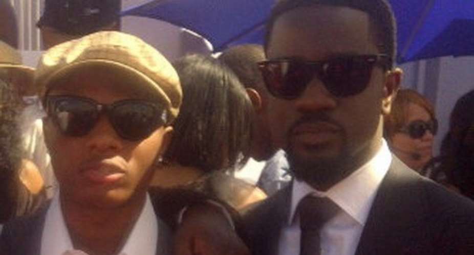 Sarkodie (R) and Wizkid at the BET Awards