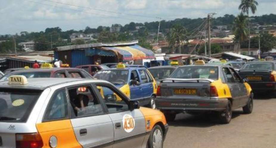 Take Taxis From Only Taxi Ranks--Police Throws Alert