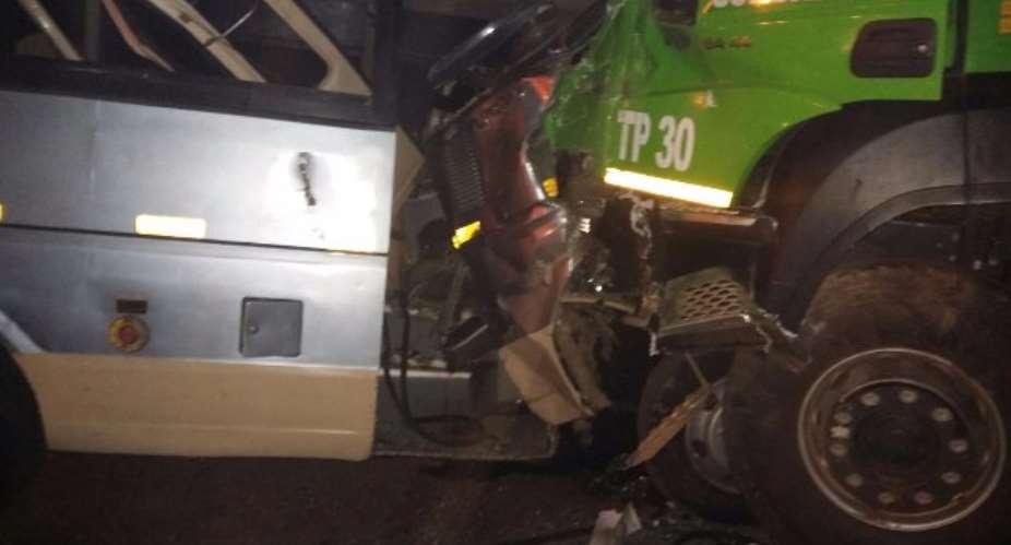 3 feard dead, scores injured in Kumasi-Obuasi road accident