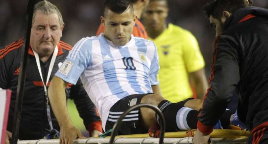 Sergio Aguero stretchered off while playing for Argentina