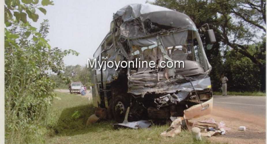 Another car crash on the KumasiTechiman highway