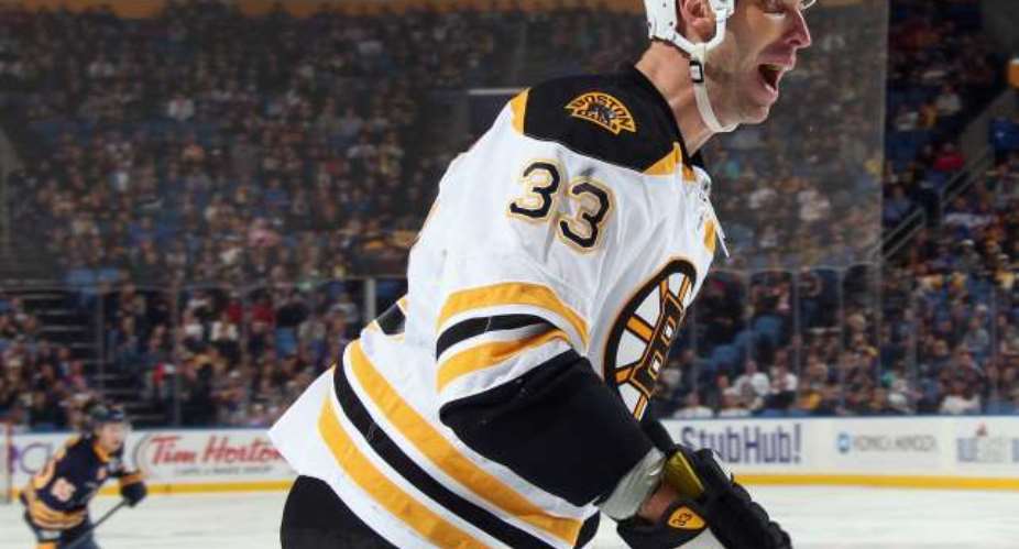 Injured: Zdeno Chara out for at least a month