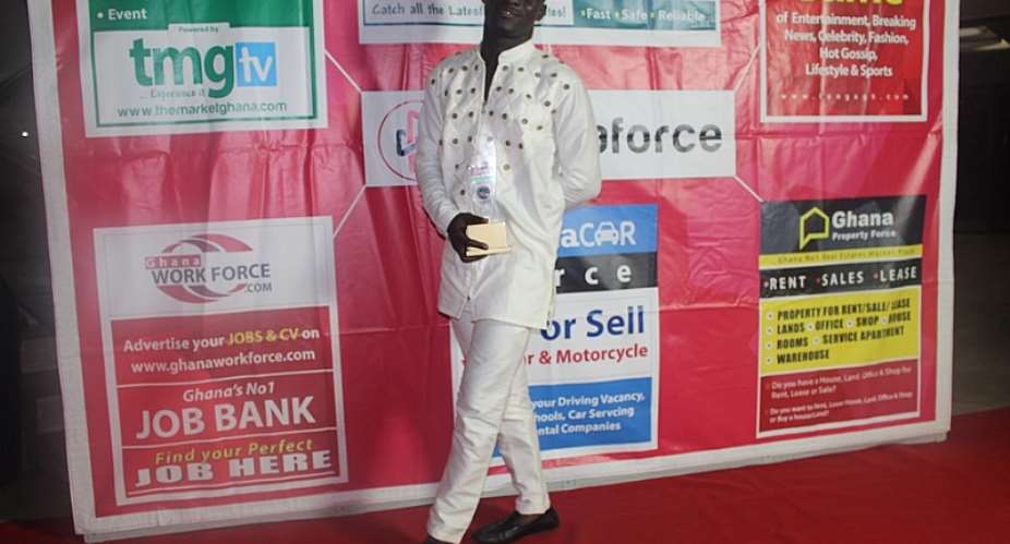 Blogger Zionfelix Wins Most Influential Student Blogger At 2015 Ghana Tertiary Awards