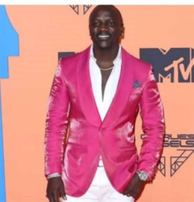 114202164130-n6iul8w331-akon-288x300