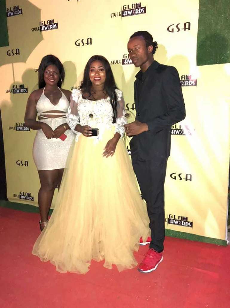 13201810225 26514003 1571709132909778 1568238555 o