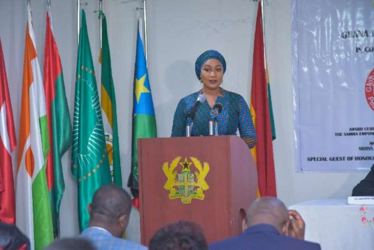 3192019123616 h40o2s6eey 8763520075422 6990253802181