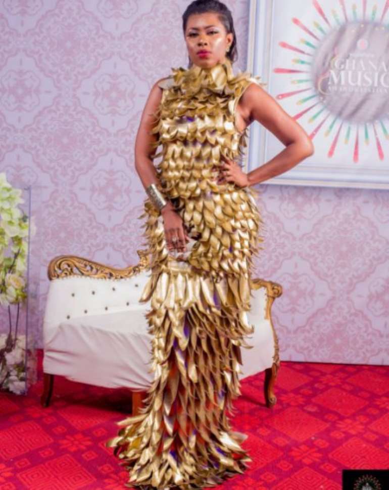 Red Carpet Photos What the ladies wore to 2017 VGMA
