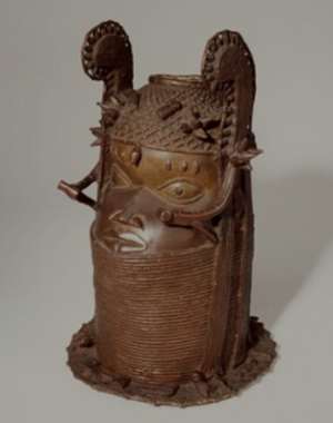 Commemorative head of an Oba, Benin, Nigeria now in Volkenkunde Museum, Leiden, Netherlands.