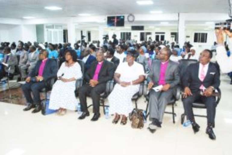 611201784232 asectionofparticipantsatthemeeting.oixbyericowiredu300x201