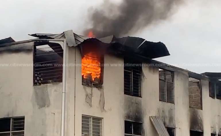 814202043604-0f730m4yxs-fire-at-ec-greater-accra-region-office1