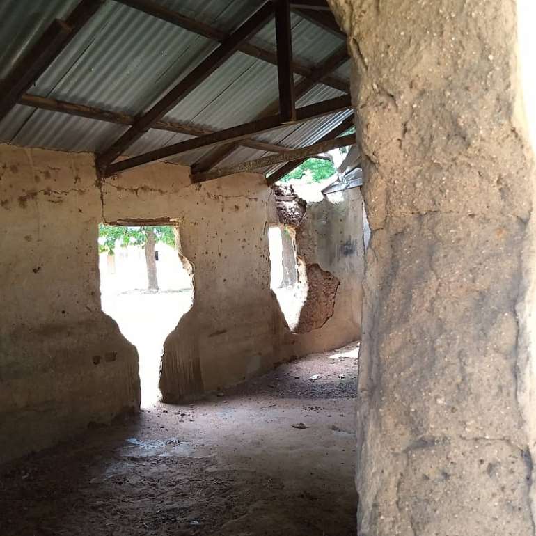 825202011200-m6itl8w331-83747111-0a45-4ab7-afde-3caa4a8d1962