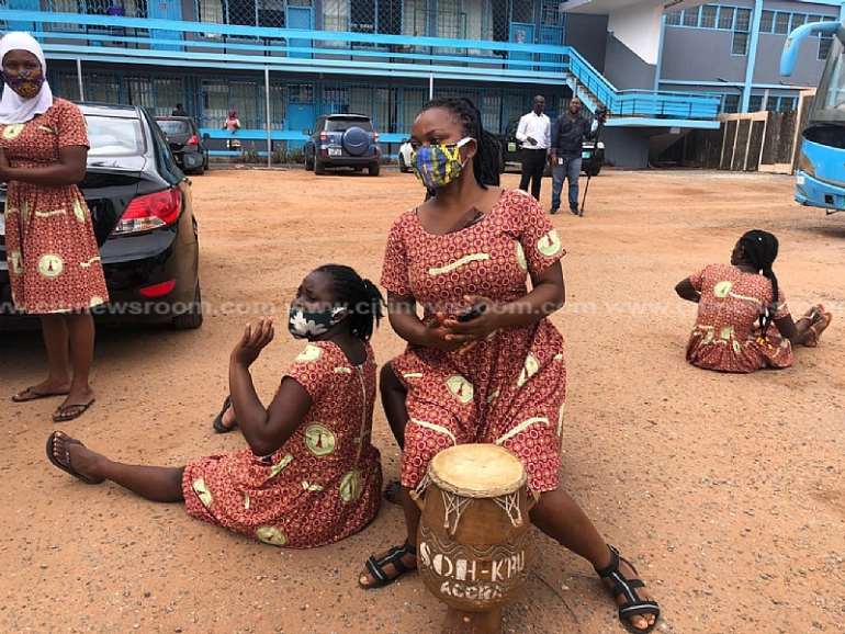 98202010604-pulwo0a442-d63f3e68-b7cc-4e25-81fa-825751793506