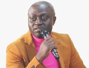 Chairman 'Bonsafo' Bawua, the host of 'Ghaspora TV' in Antwerp, Belgium