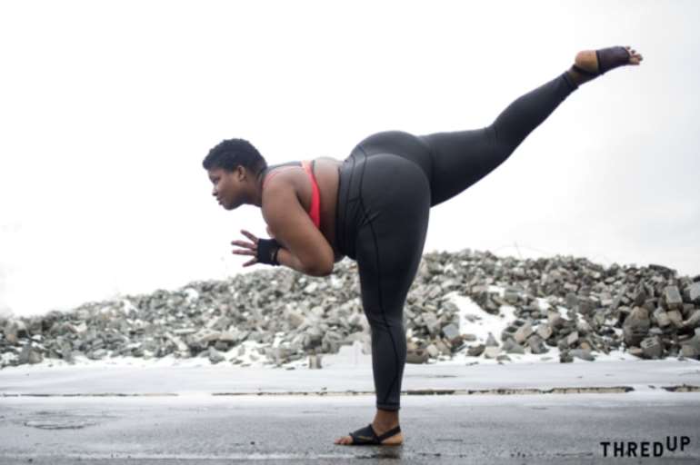 9212018124146 0h830n4ayt jessamynyogaposethredup1536866425