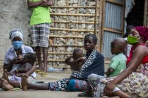 The rush for food is evident in the Pemba neighborhood of Paquite Quete, where many displaced people have moved in with locals.  By Alfredo Zuniga (AFP)