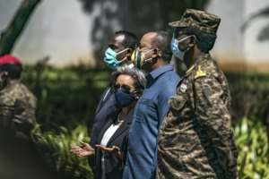 Abiy (Centre R) has so far spurned all calls for peace.. By EDUARDO SOTERAS (AFP/File)
