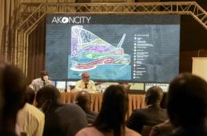Akon City will offer hotels, a university, hospitals, business and leisure centres including a casino, as well as movie studios, all featuring futuristic designs by architect Hussein Bakri, with African sculptures for inspiration. By Seyllou (AFP)