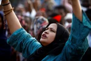 Chants like 'It fell again, it fell again' reverberated across the capital's squares and neighbourhoods, onlookers said. By ASHRAF SHAZLY (AFP)