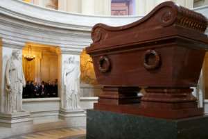 Egyptian President Abdel Fattah al-Sisi (C-rear) visits Napoleon's tomb at the Invalides in Paris on November 26, 2014. By CHARLES PLATIAU (POOL/AFP/File)