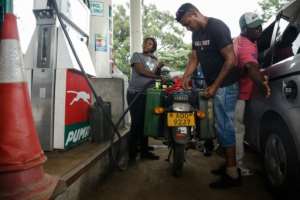 Fuel shortages that began in October last year have worsened in recent weeks, with motorists sometimes spending nights in queues to fuel pumps stretching for kilometres. By Jekesai NJIKIZANA (AFP)