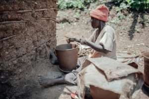 Idjwi is also home to a pygmy minority, which sells pottery to survive, and is marginalized by the Bahavus majority. By Luke DENNISON (AFP)