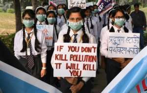 Indian schoolchildren took part in a march to raise awareness on pollution on November 15