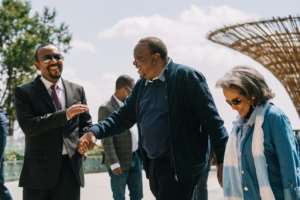 Kenyan President Uhuru Kenyatta, centre, made a surprise visit to Addis Ababa with Ethiopian Prime Minister Abiy Ahmed , left, and President Sahle-Work Zewde, right. By Aron SIMENEH (Office of the Prime Minister Ethiopia/AFP/File)