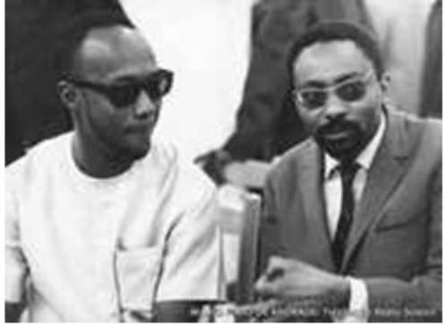Am&iacute;lcar Cabral and M&aacute;rio Pinto de Andrade, Angolan revolutionary, intellectual and writer (1928-1990).