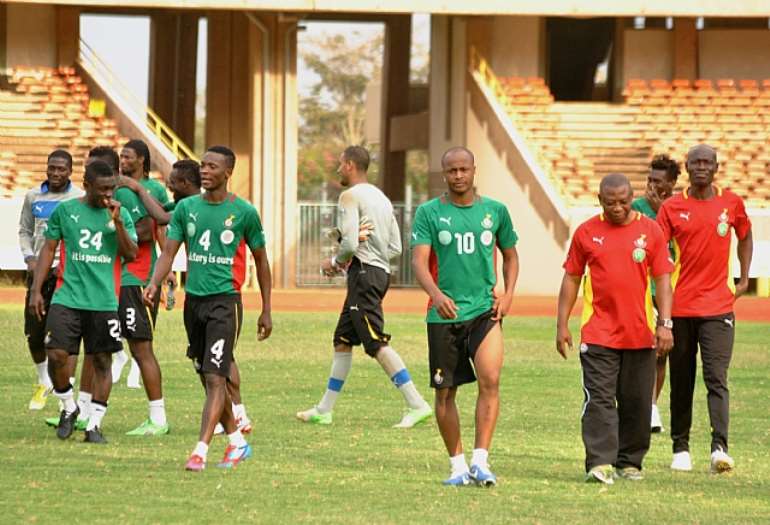 DEDEANDREW AYEW (NO 10 ) LEADS GHANANIAN TEAM PLAYERS AFTER TRAINING AT KASARANI-DAVID NDOLO