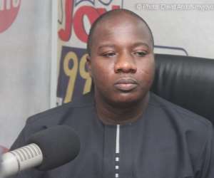 Mahama Ayariga