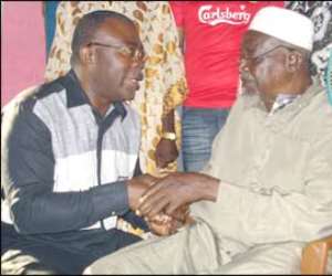 Asabee consoling MKK's father last Saturday