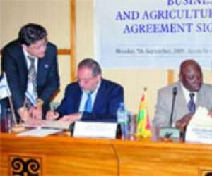 Alhaji Muhammad Mumuni (2nd right), the Minister of Foreign Affairs and Regional Integration, and the Deputy Prime Minister and Minister of Foreign Affairs of Israel, Mr Avigdor Liberman (2nd left), signing the agreement and the joint declaration.