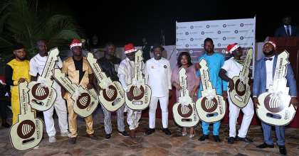 Quick Credit Marks 10 Years; 9 Employees Rewarded To End The Year