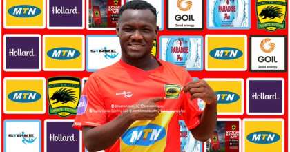 CONFIRMED: Asante Kotoko Snap Up Emmanuel Sarkodie On A Three Year Deal