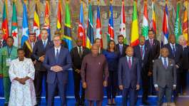 Mahamarallies support for war-torn Sudan