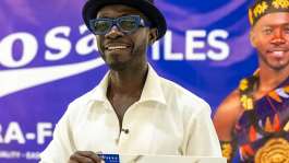 Okyeame Kwame named new brand ambassador for Rosa Tiles