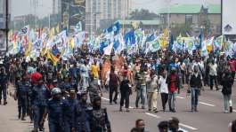 People march during a protest organised by opposition parties against constitutional changes proposed by President Flix Tshisekedi, in Kinshasa, DR Congo, 15 September 2026. -  Samy Ntumba Shambuyi / AP Photo