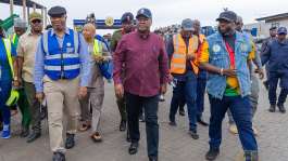 Mahama commissions evacuation of Agbogloshie waste heaps to AdepaEngineered Landfill Sites near Nsawam