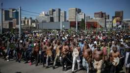 Groups have issued an ultimatum for undocumented migrants to exit or face consequences.  By EMMANUEL CROSET (AFP/File)