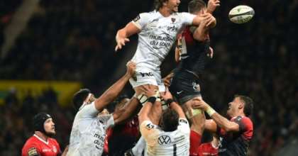South African lock Eben Etzebeth in action for Toulon. By REMY GABALDA (AFP/File)