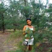 Melessa  Andrew 